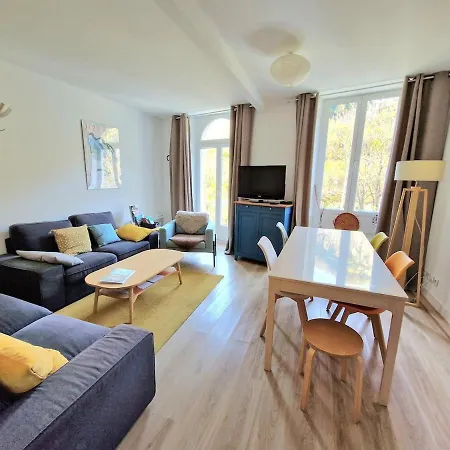 T3-2 Ch, Luz Evasion Apartment